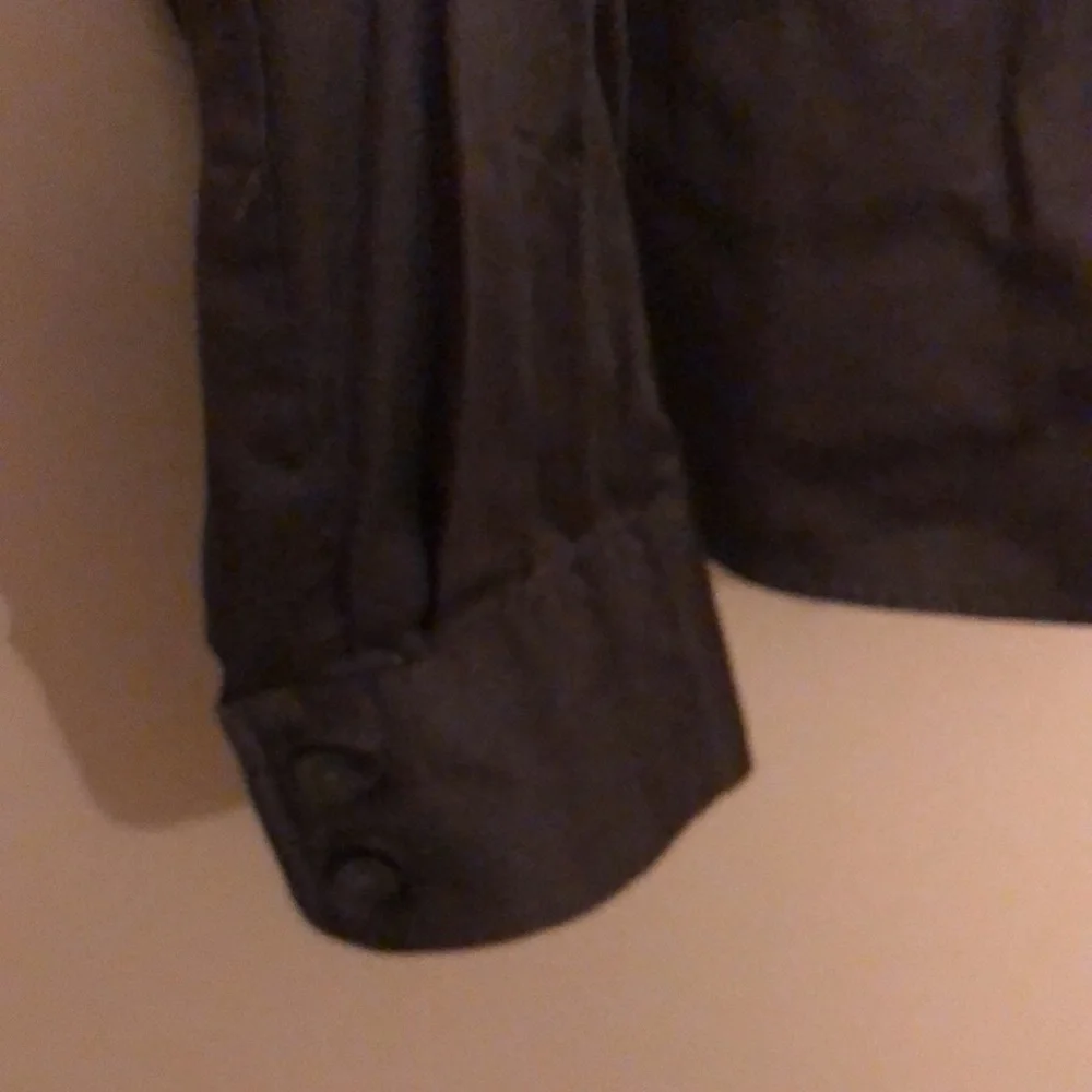 Banana Repiblic slim fit blouse, dark gray size 6 - Picture 3 of 5